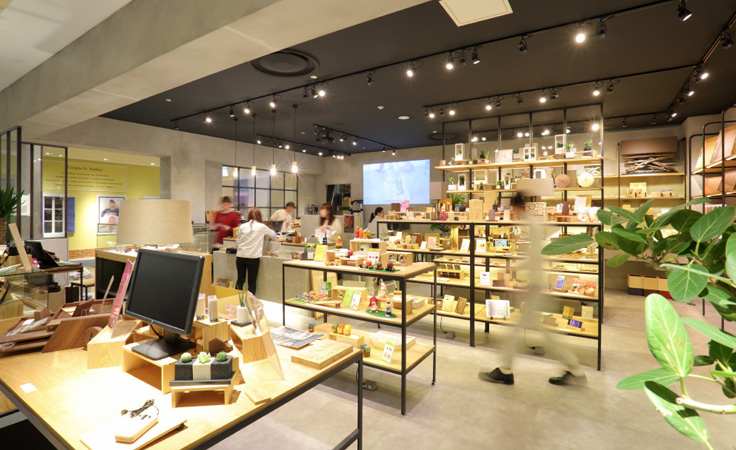 ルクア大阪店