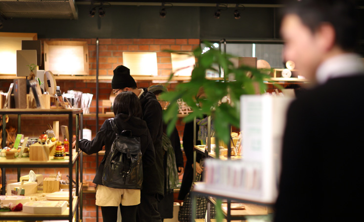 Hacoaダイレクトストア　横浜赤レンガ倉庫店