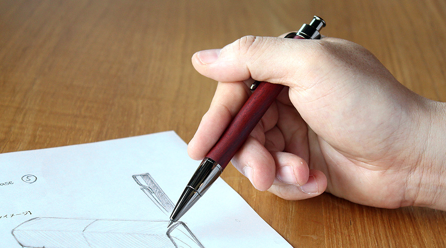 大人の鉛筆、高級木材の芯ホルダー「LEAD PENCIL 2mm」