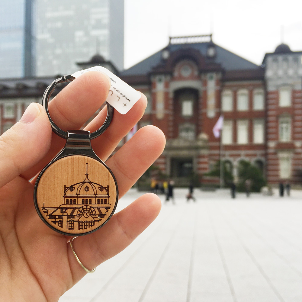 KITTE丸の内店限定の「東京駅丸の内駅舎」のイラスト刻印