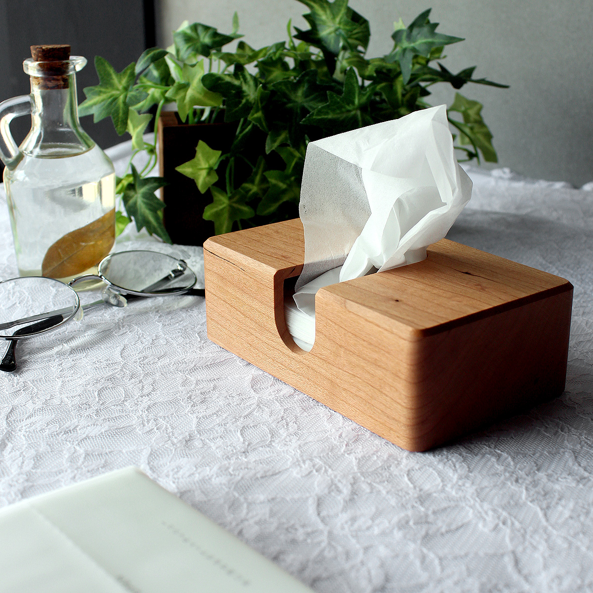 最後の一枚まで取り出しやすい「Pocket Tissue Case」