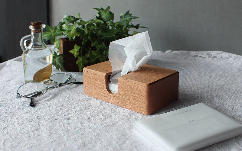最後の一枚まで取り出しやすい「Pocket Tissue Case」