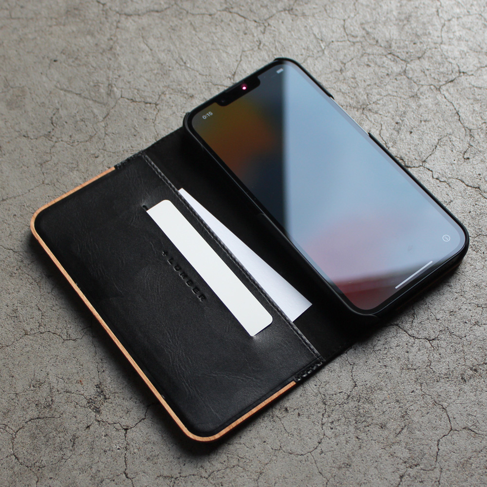 iPhone 13/13Pro用 木製ケース