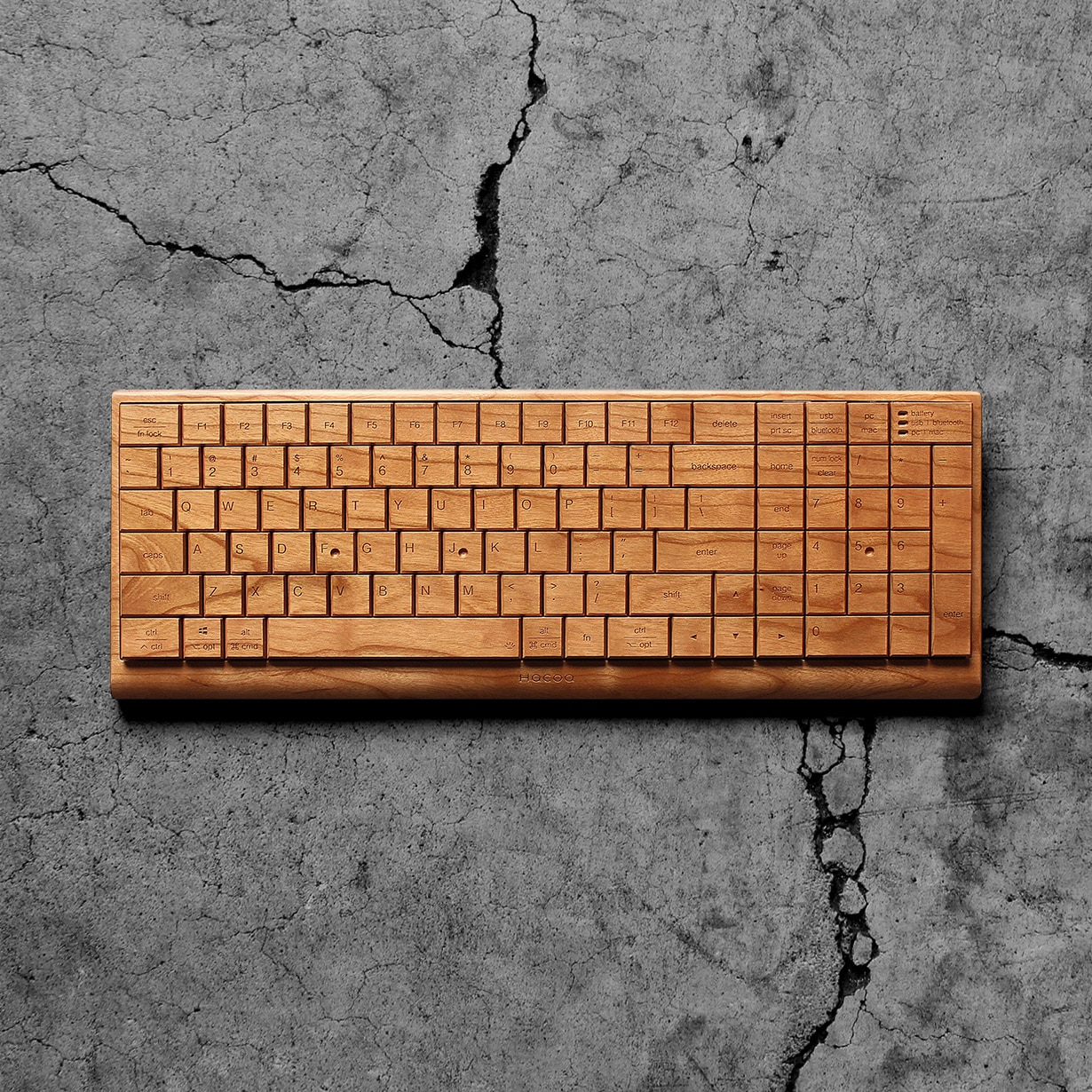 木製ワイヤレスキーボード クラウドファンディングMakuakeにて予約受付
