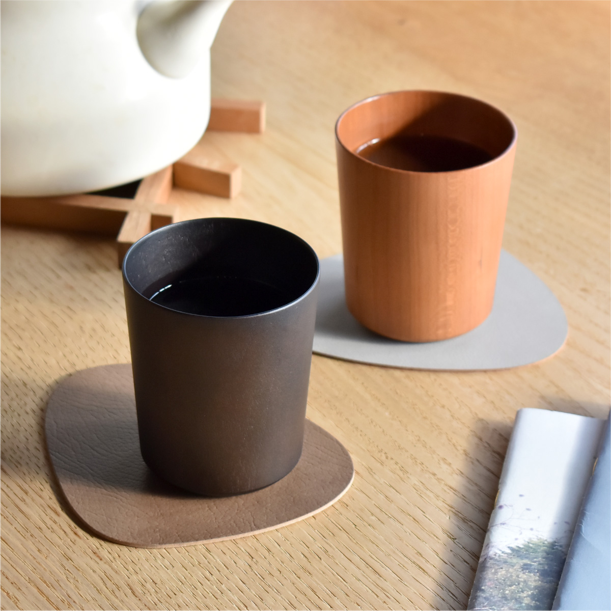 食卓に温もりを添える天然木チェリーのコップ 「Wooden Cup（ダークブラウン）」