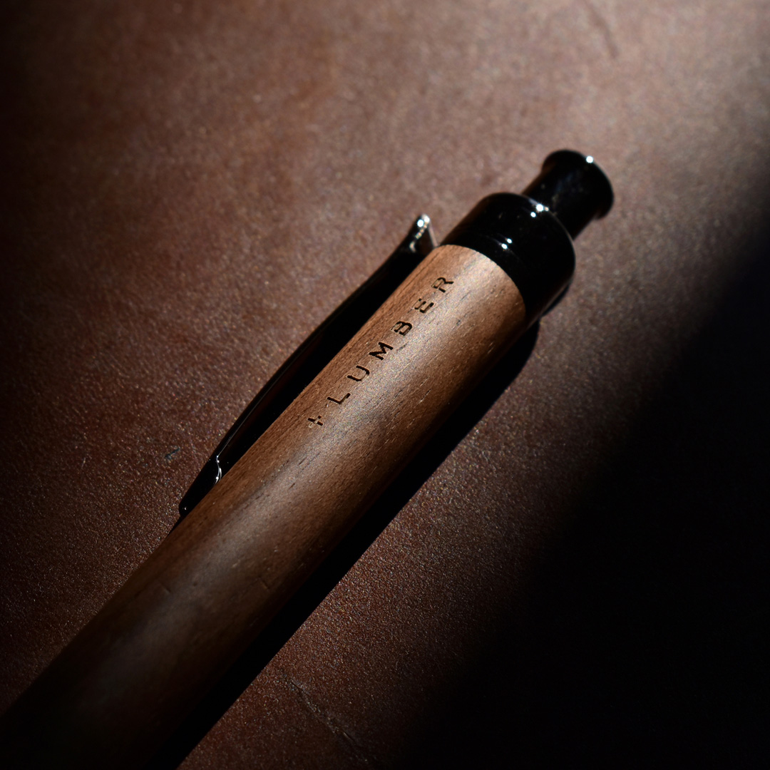 ビジネスシーンで活躍、ノック音が静かな木軸ボールペン 「BALLPOINT PEN KNOCK」