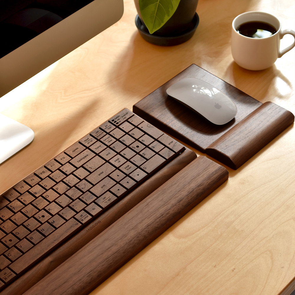 自分のスタイルに合わせられる フレキシブルな木製マウスパッド「Mouse Pad」
