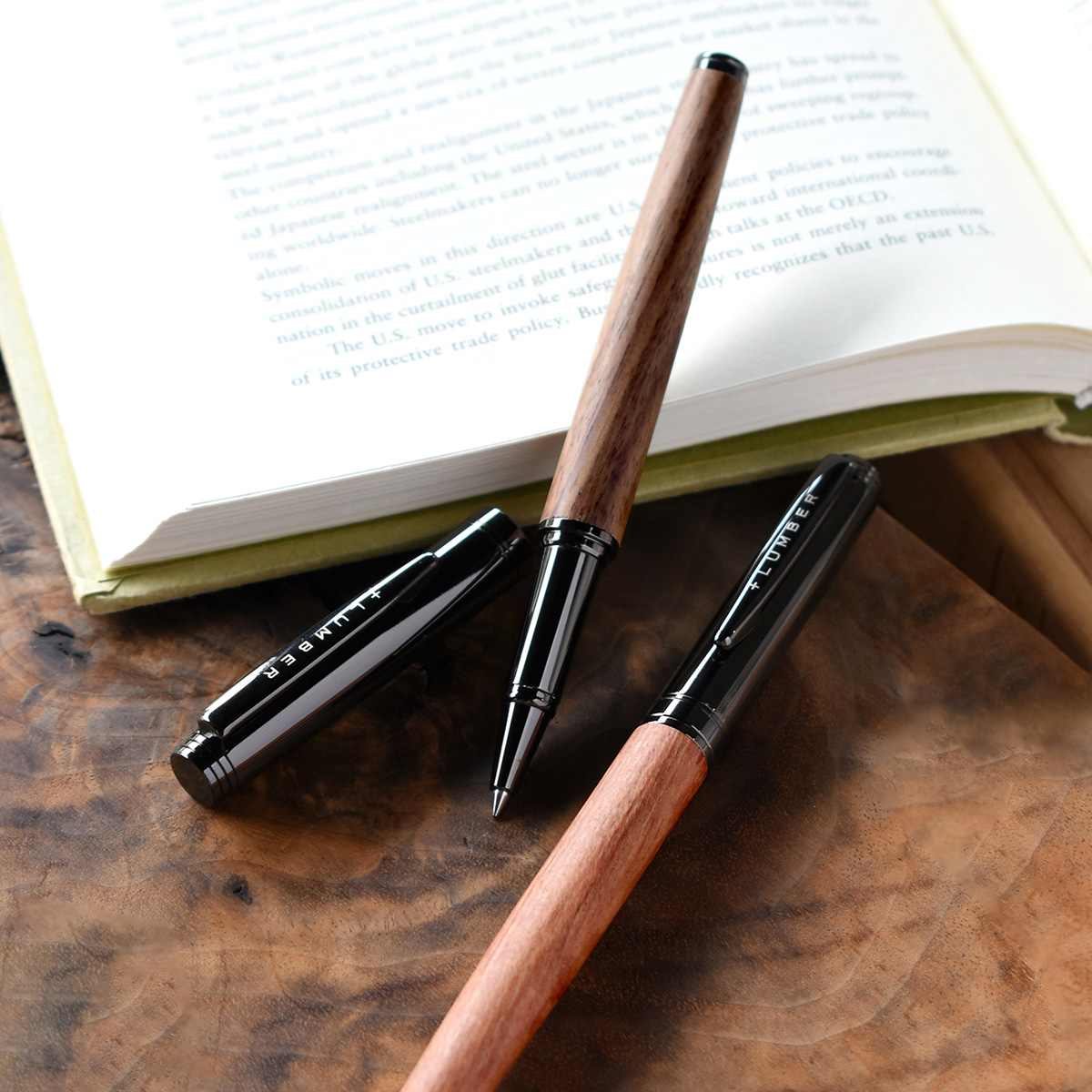 キャップ式の木製ボールペン「BALLPOINT PEN SLEEK」