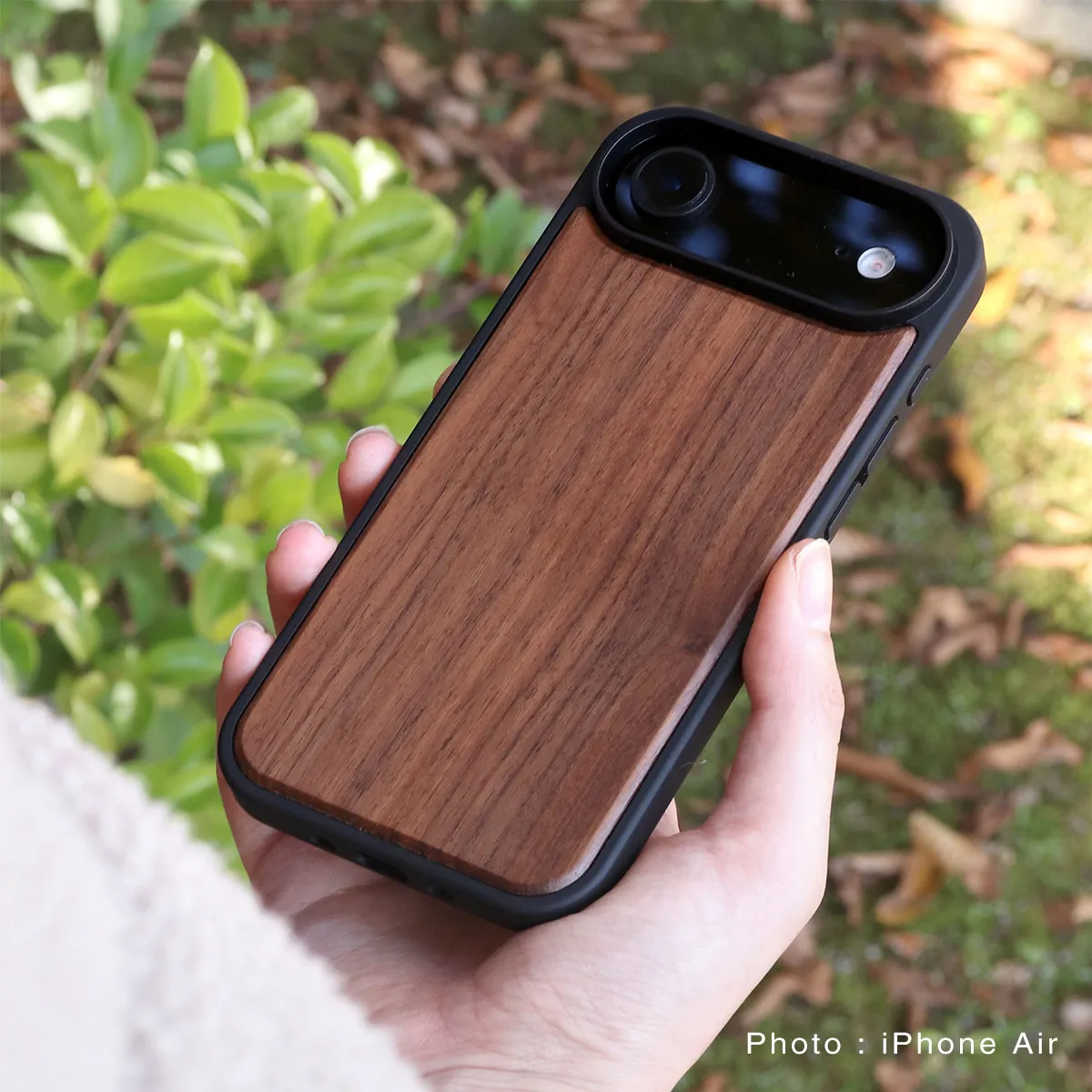 【MagSafe対応】ハードケースと天然木を融合したiPhone Air 専用木製ケース
